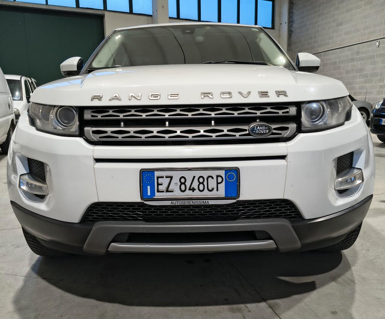 Land Rover Range Evoque 2.2 Sd4 5p. Pure