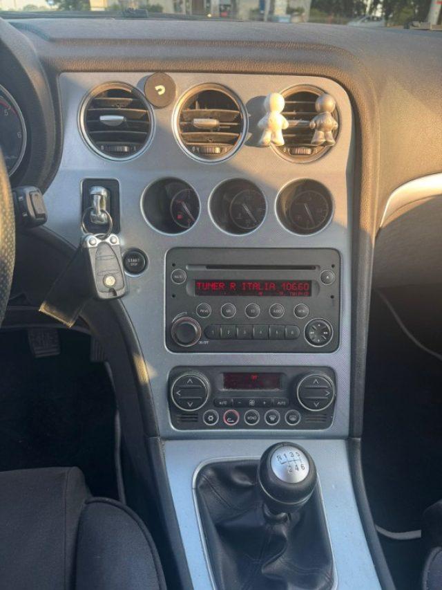 ALFA ROMEO 159 1.9 JTDm 16V Sportwagon Distinctive