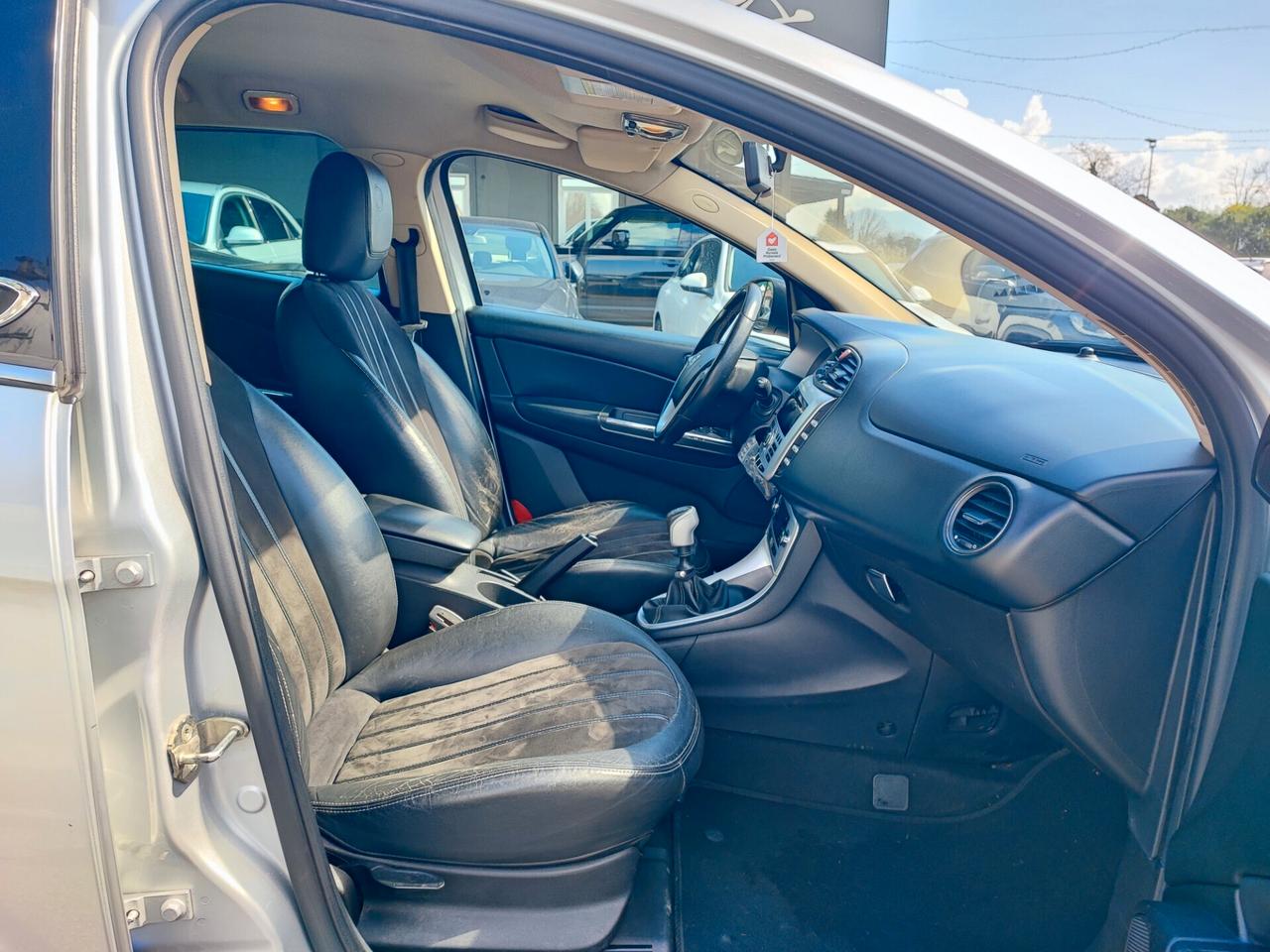 Lancia Delta 1.6 MJT Silver