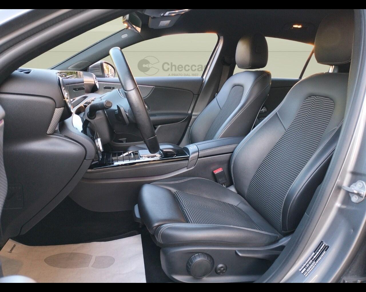 MERCEDES Classe A (V177) A 180 Automatic Bu...