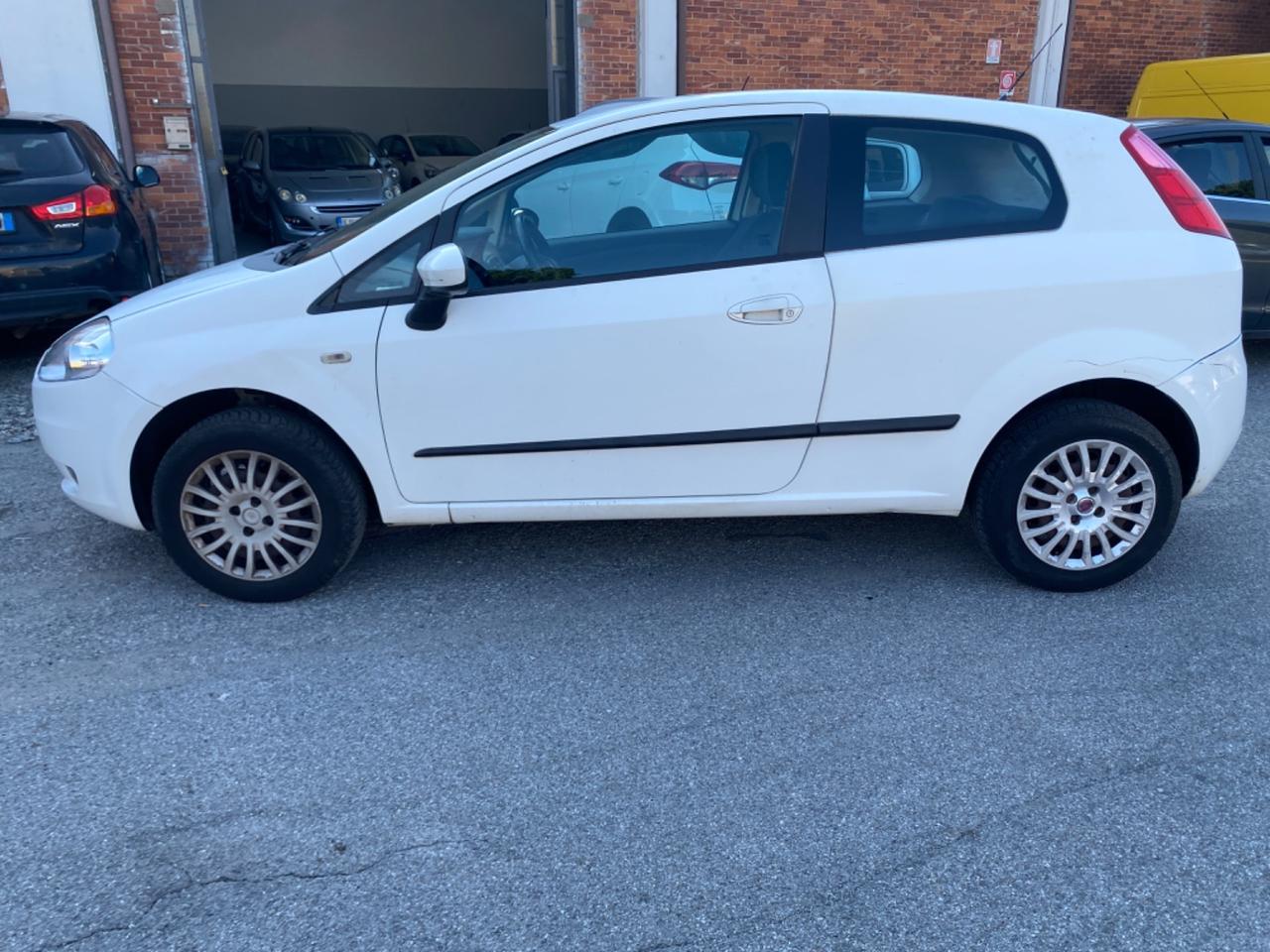 Fiat Grande Punto Grande Punto 1.4 3 porte Active Natural Power