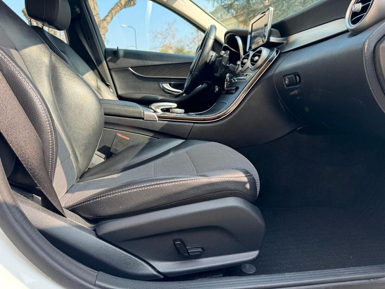 MERCEDES C 220 D S.W. AUTO SPORT