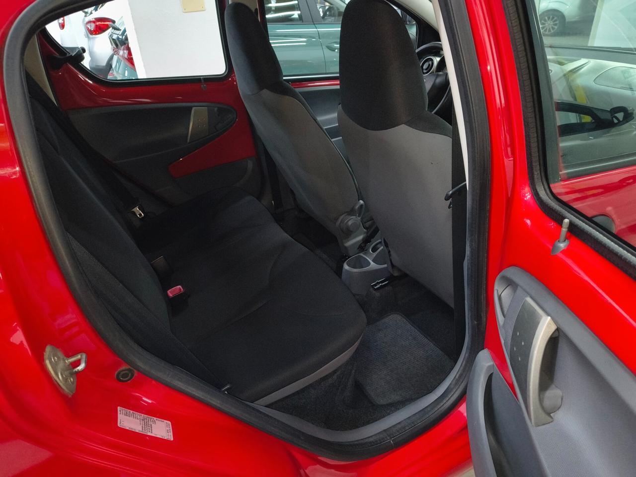 Toyota Aygo 1.0 12V VVT-i 5 porte Now