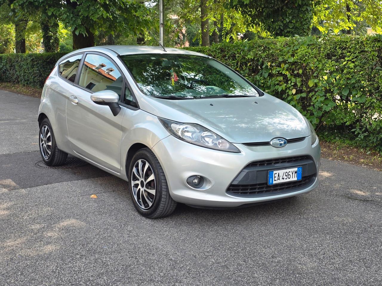 Ford Fiesta 1.2 82CV 3 porte Titanium - 2010