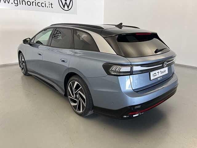 Volkswagen ID.7 Tourer Pro Edition Plus Batteria da 77kWh (net) 210 kW (285 CV)