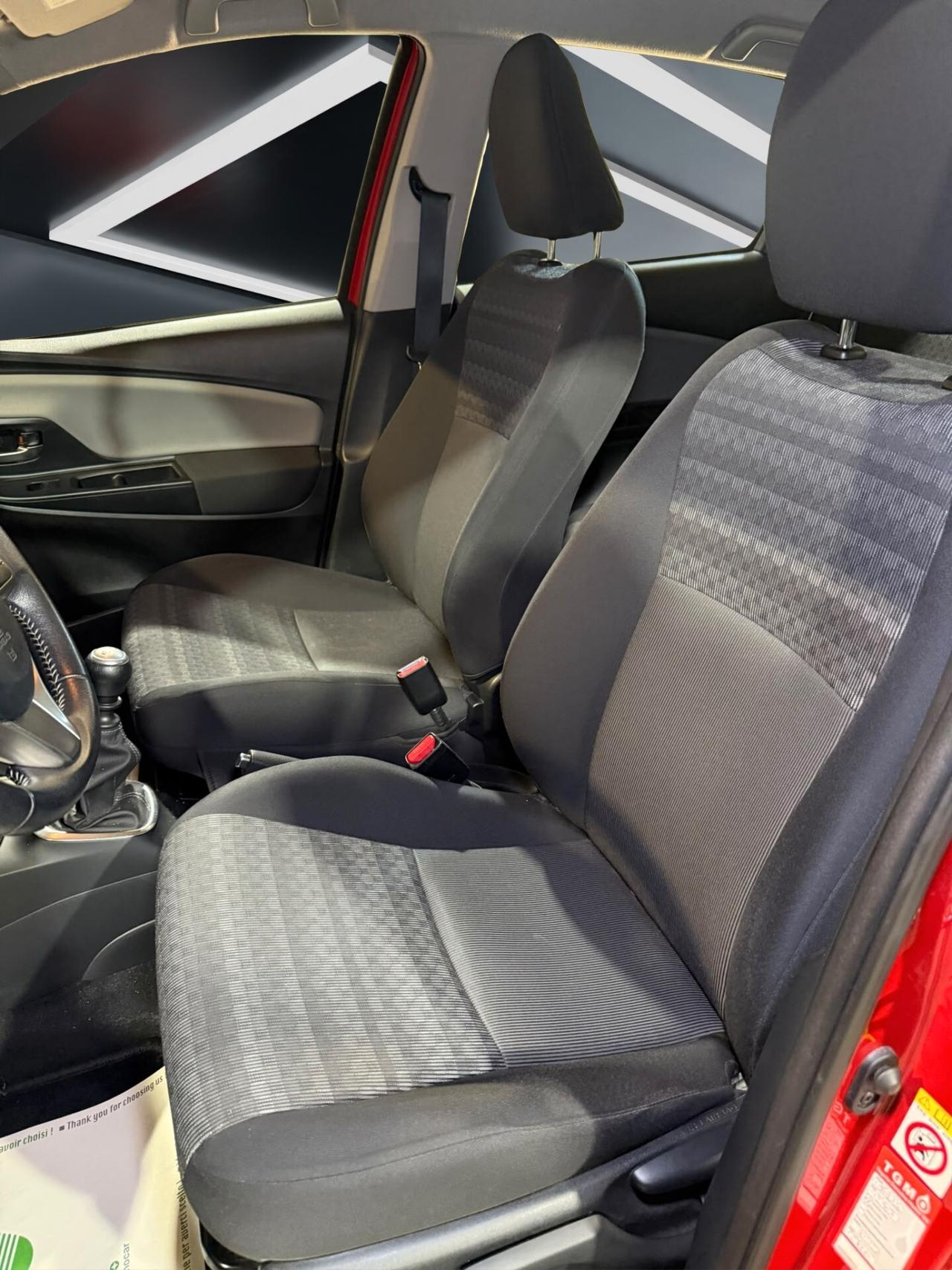 Toyota Yaris 1.4 D-4D 5 porte Lounge