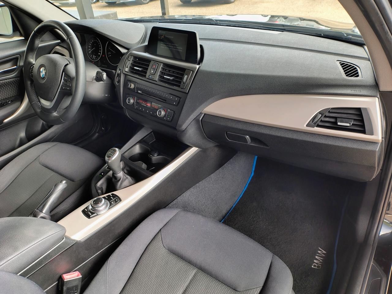 Bmw 114 114d 5p. Unique