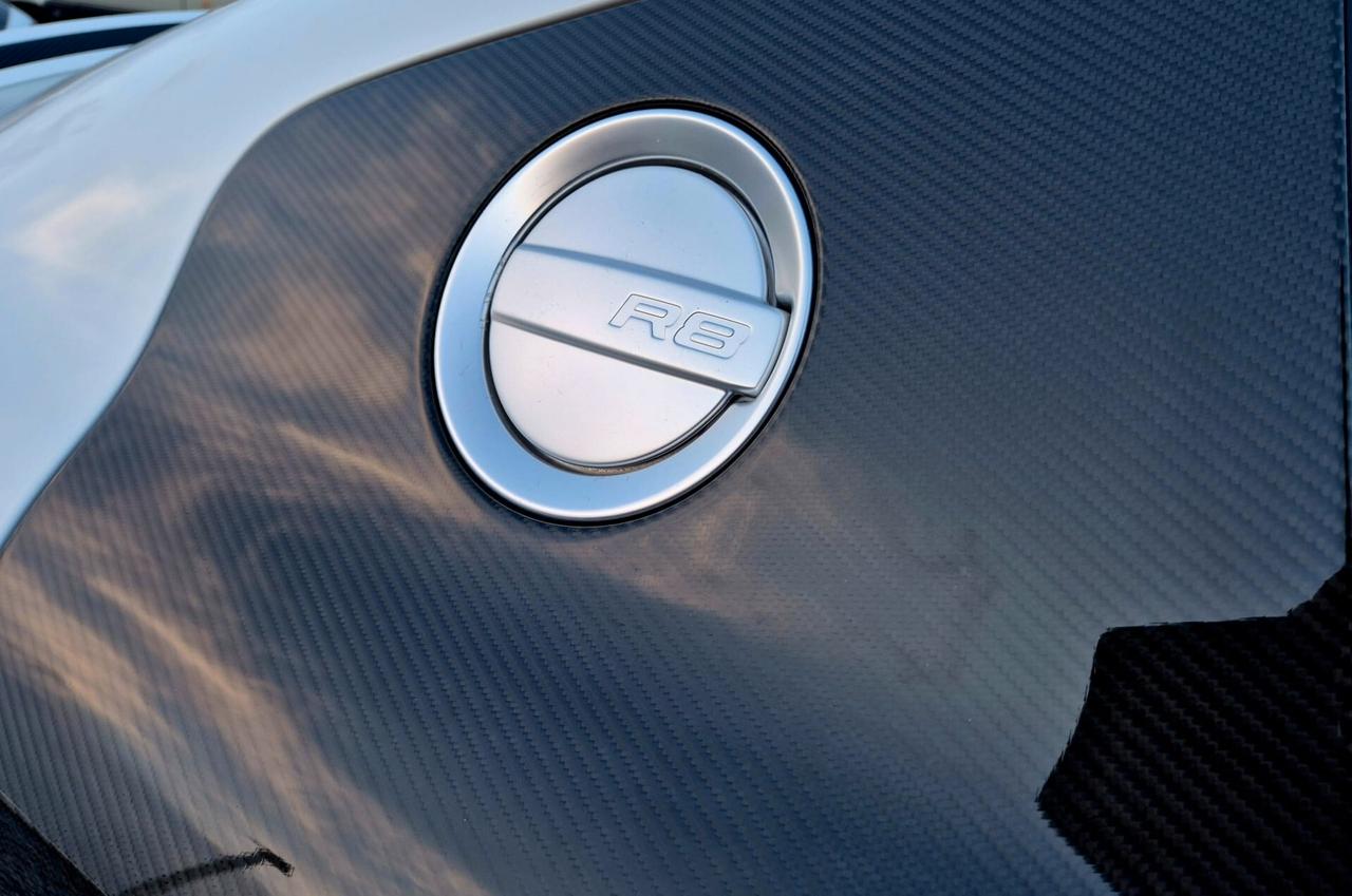 Audi R8 4.2 V8 420 cv