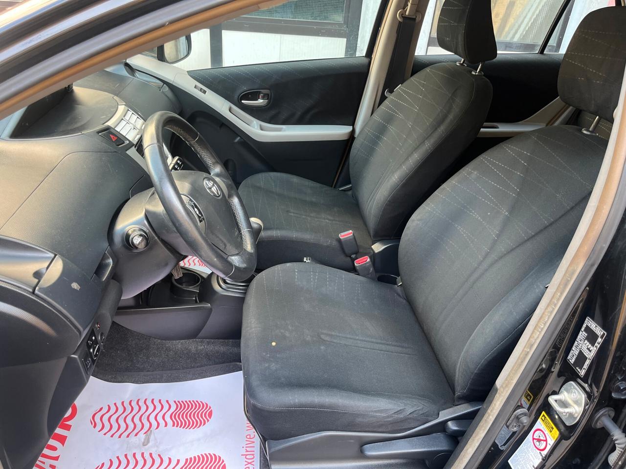Toyota Yaris 1.3 5 porte Navi