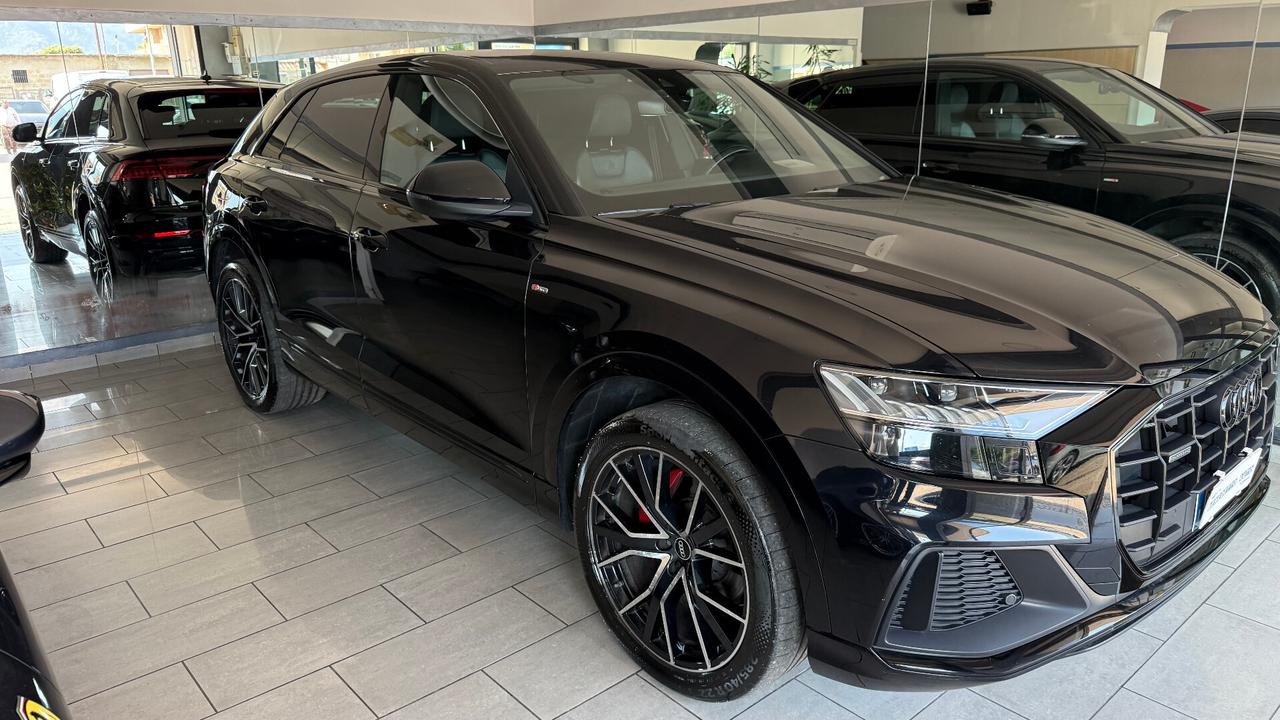 Audi Q8 50 TDI 286 CV quattro S LINE