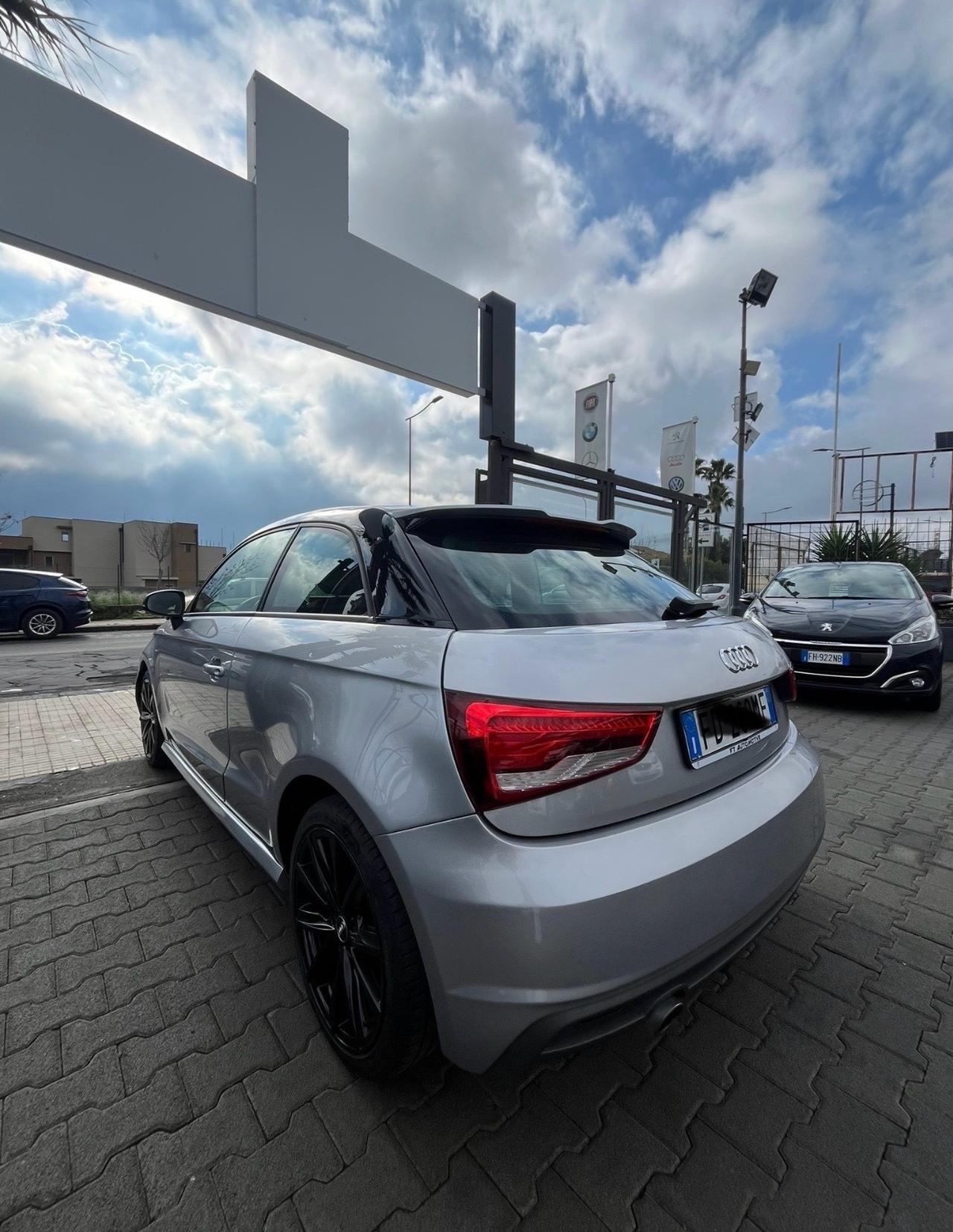 Audi A1 SPB 1.0 TFSI ultra Admired