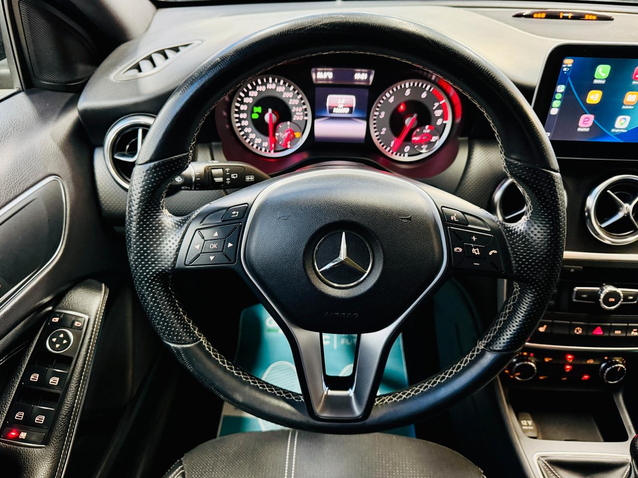 Mercedes-benz A 180 Sport 122Cv CarPlay / TouchScreen / Sedili Riscaldabili
