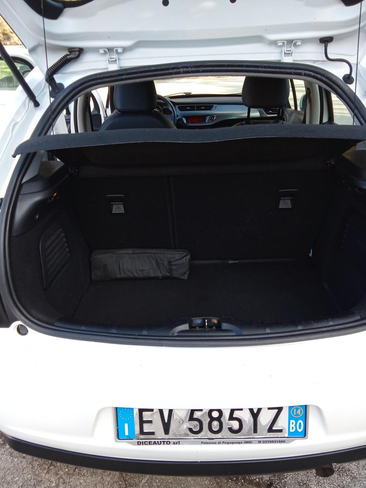 Citroen C3 1.4 e-HDi 70 E5 fine 014