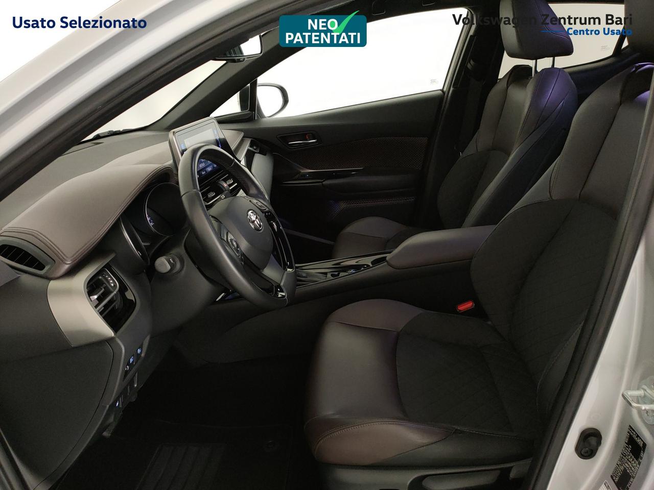 Toyota C-HR 1.8h lounge 2wd e-cvt