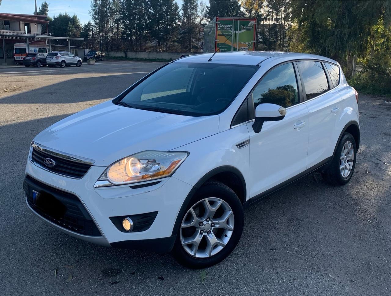 Ford Kuga 2.0 TDCi 136 CV 4WD Titanium DPF