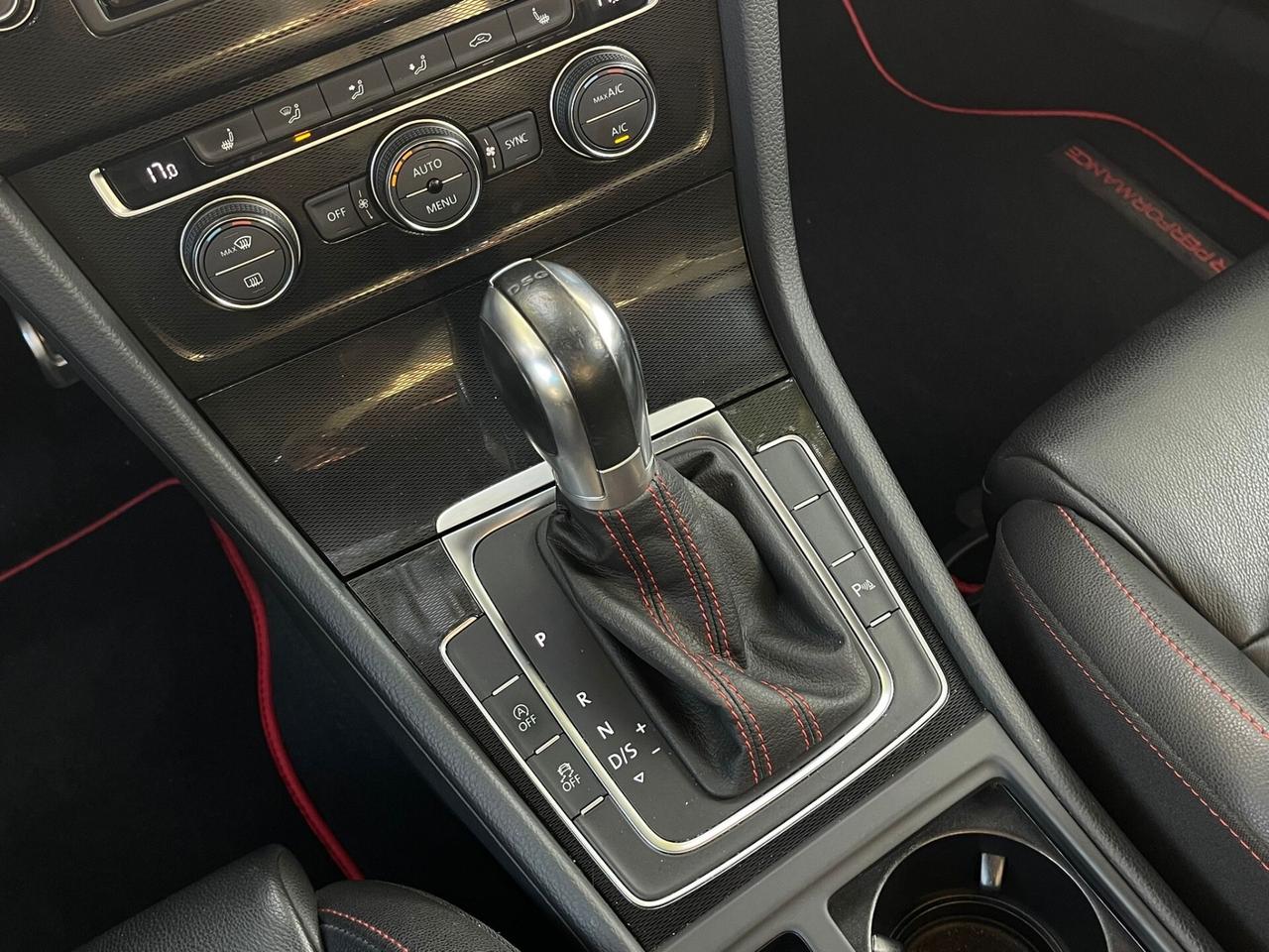 Volkswagen Golf GTI 230 CV Performance 2.0 TSI DSG 5p.