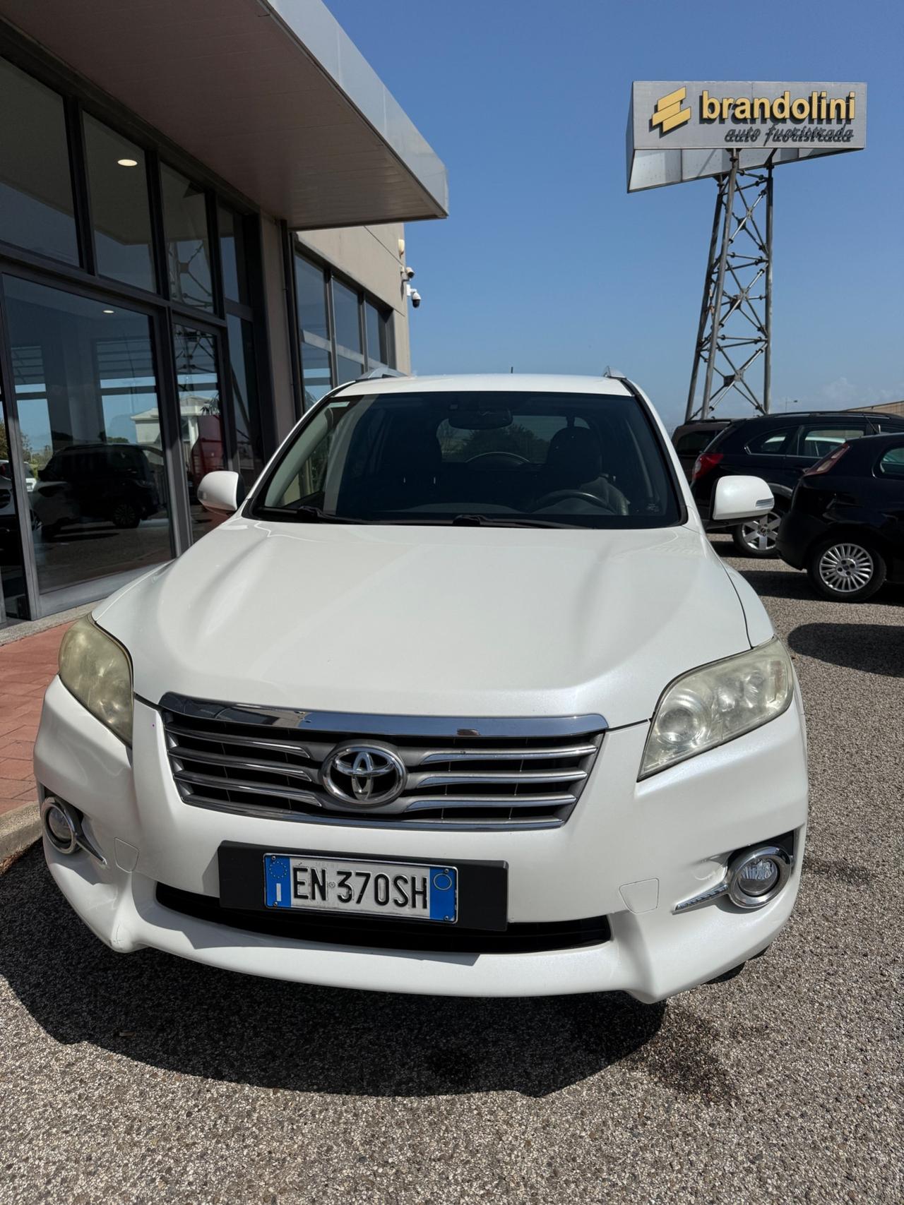 Toyota RAV 4 RAV4 2.2 D-4D 150 CV Lounge my12"