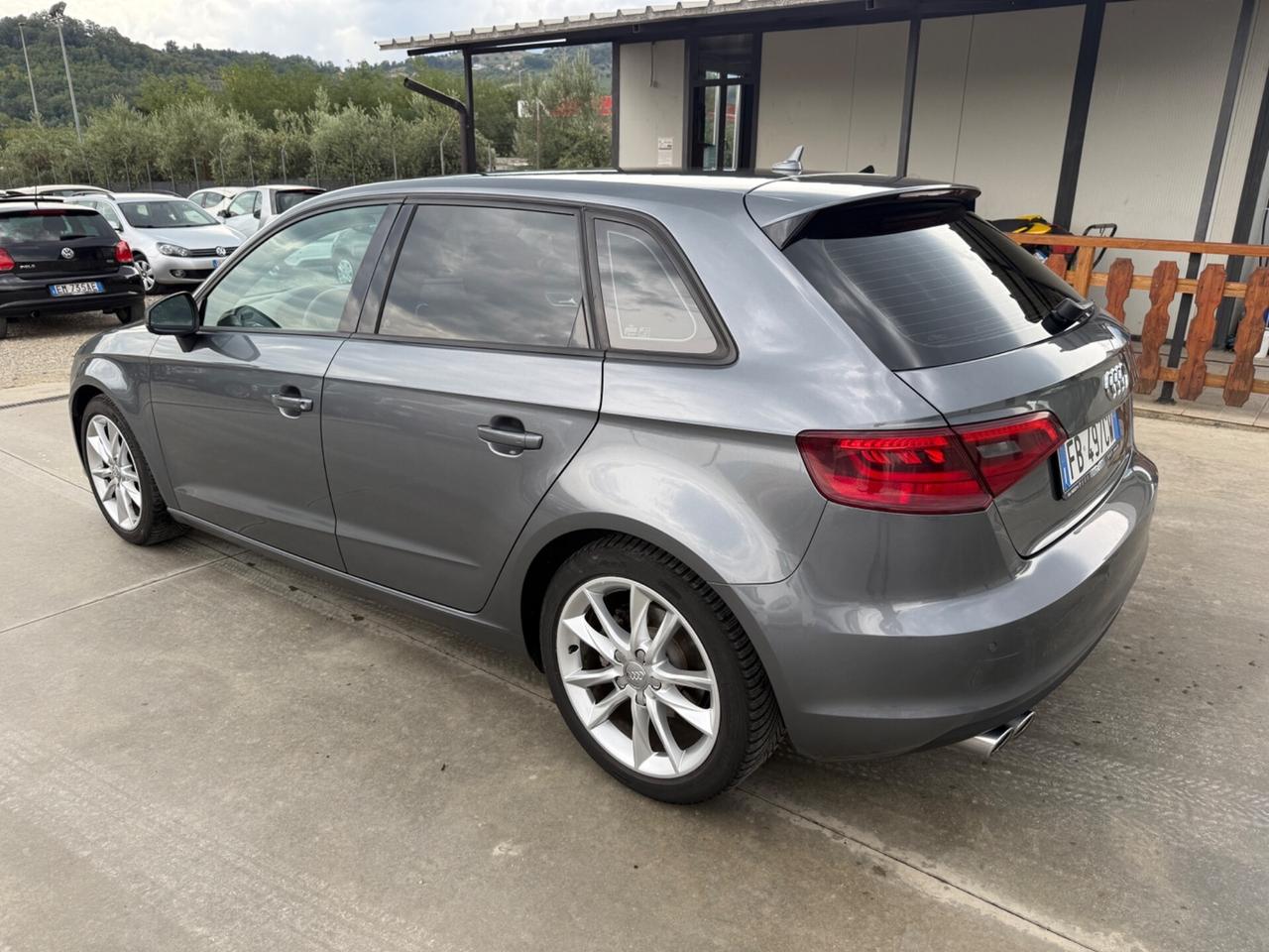 Audi A3 2.0 TDI 150 CV S tronic Attraction