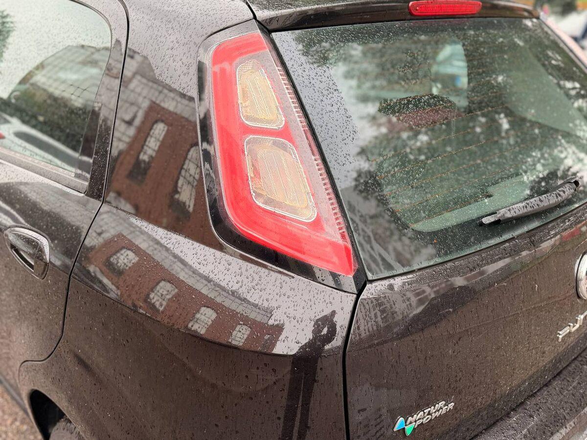 Fiat Punto Evo 1.4 natural power Emotion 70cv 5p
