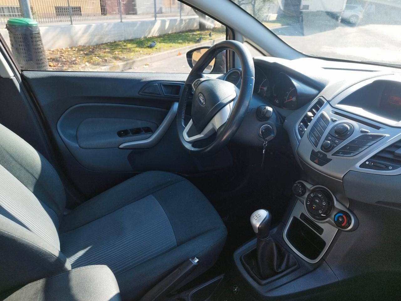 Ford Fiesta 1.4 5 porte GPL - km 95000