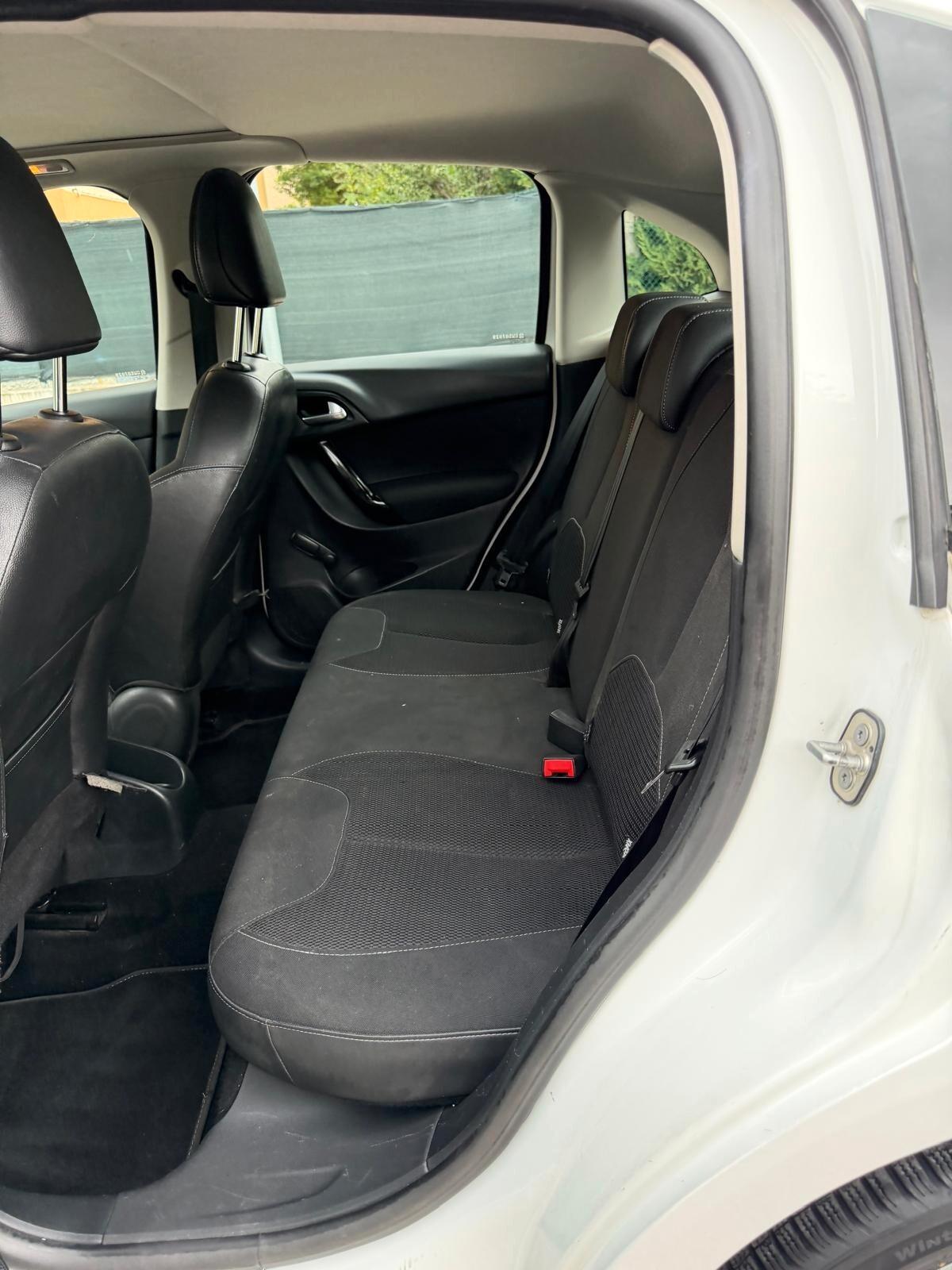 Citroen C3 1.2 - NEOPATENTATI - 12 MESI DI GARANZIA -