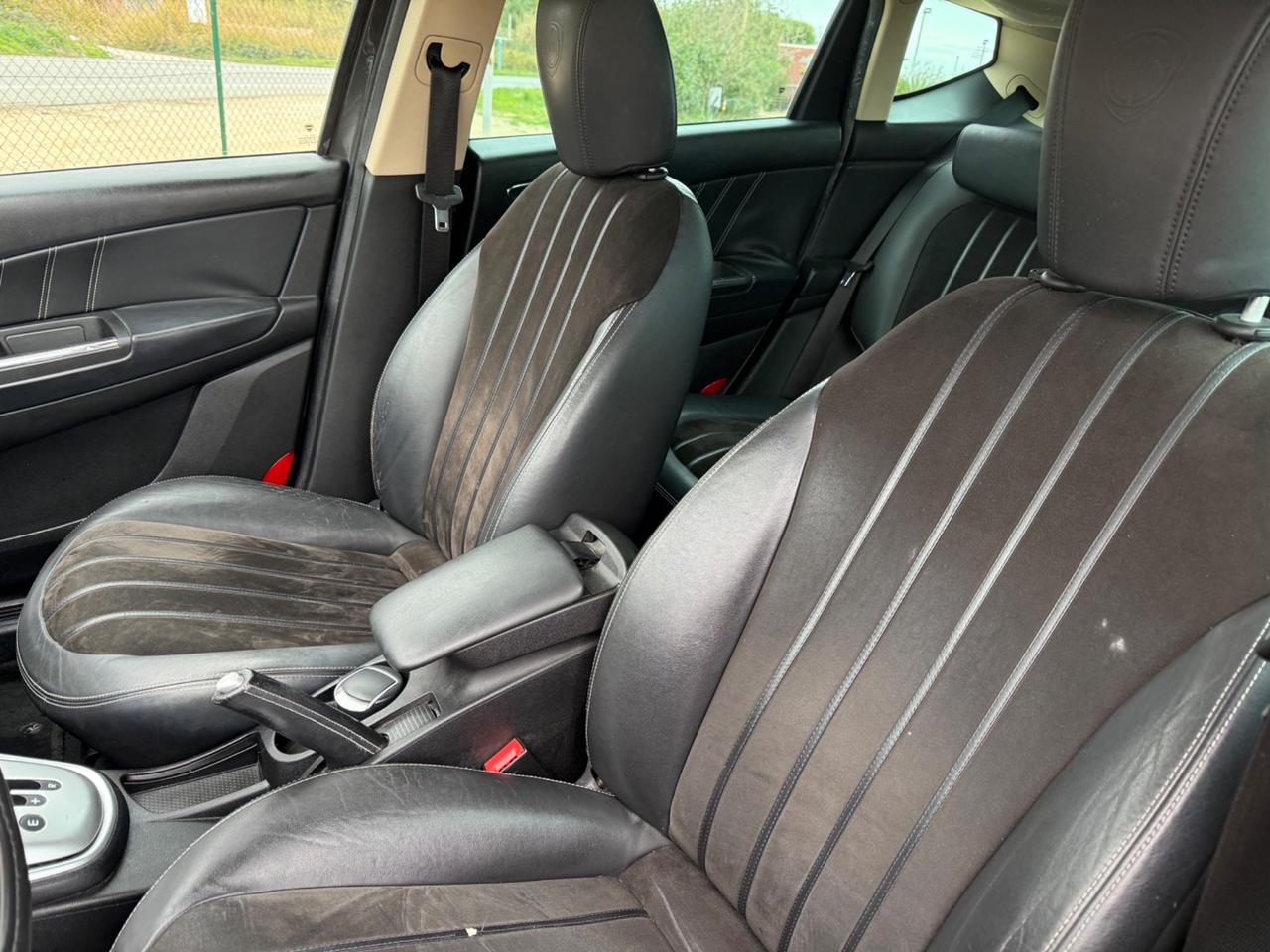 Lancia Delta 1.6 AUTOMATICA MOTORE NUOVO PERMUTE