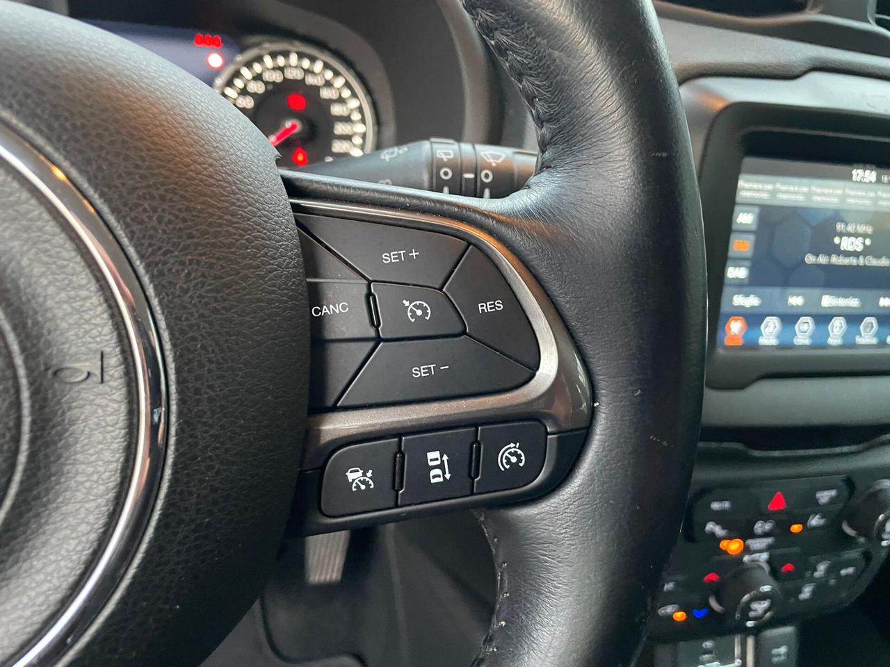 JEEP RENEGADE 1.6mjt LIMITED *LED-NAVI-KAMERA*