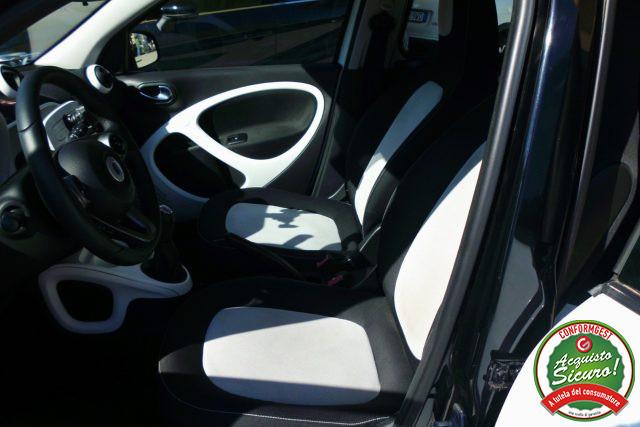 SMART ForFour 70 1.0 Passion