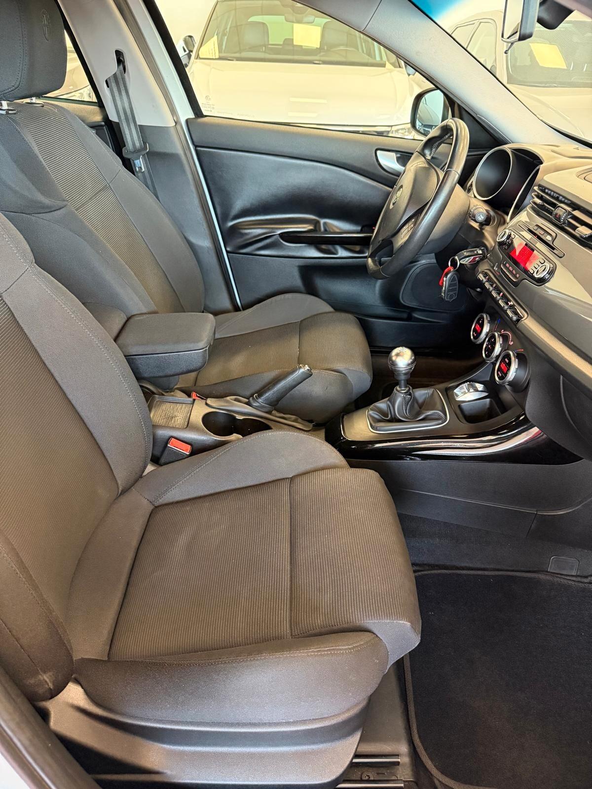 Alfa Romeo Giulietta 1.4 TURBO 120 CV DISTINCTIVE