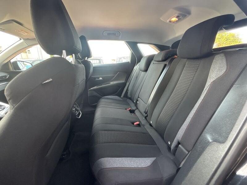 Peugeot 3008 BlueHDi 130 EAT8 S&S Active