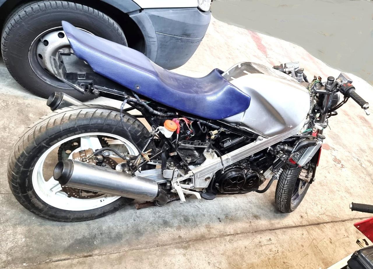 HONDA VFR 750