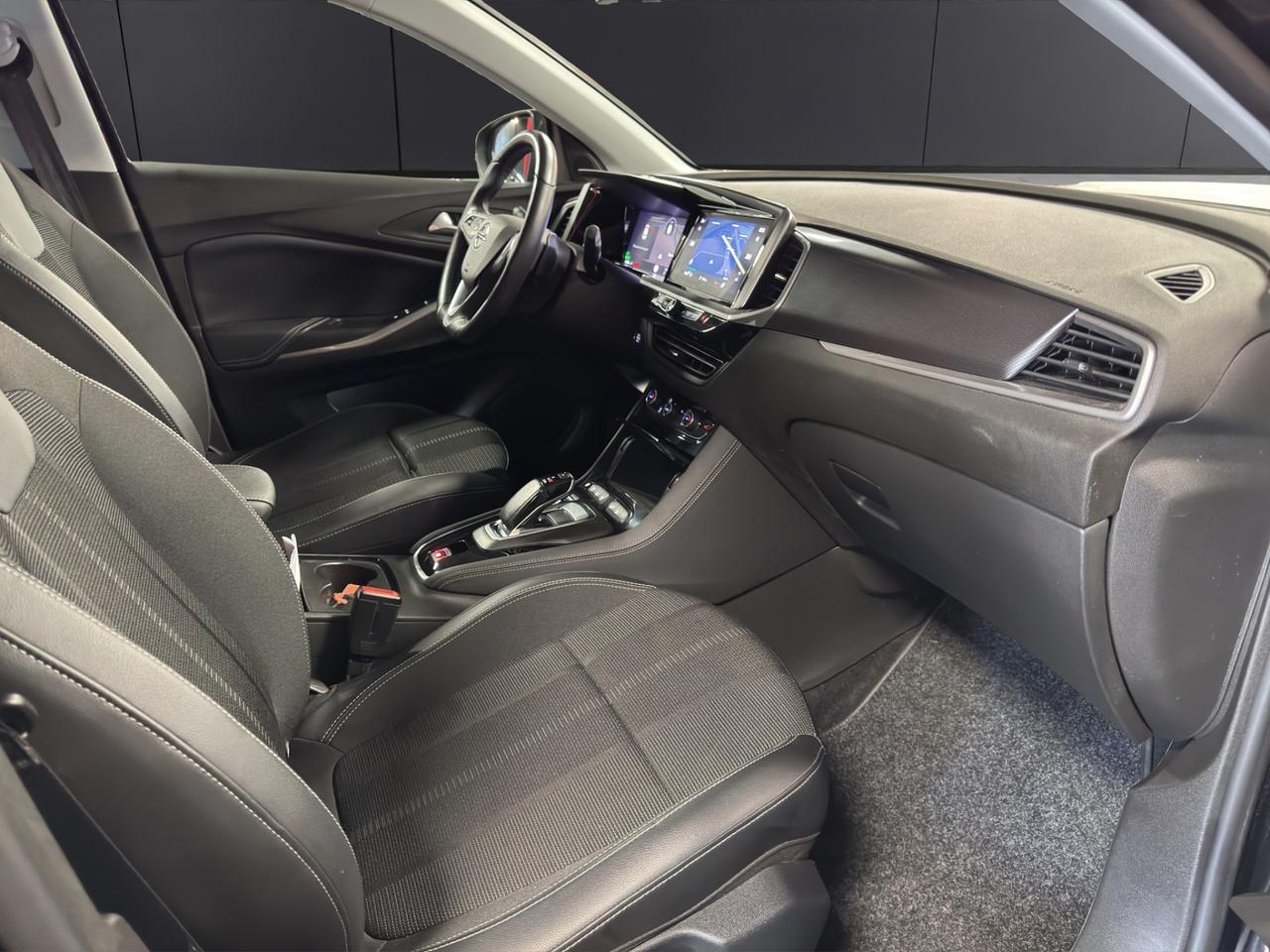 Opel Grandland 1.6 phev Business Elegance fwd 225cv auto