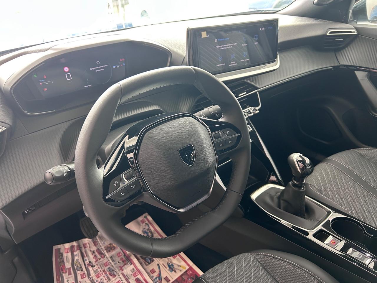 Peugeot 2008 PureTech 100 S&S Allure KM0