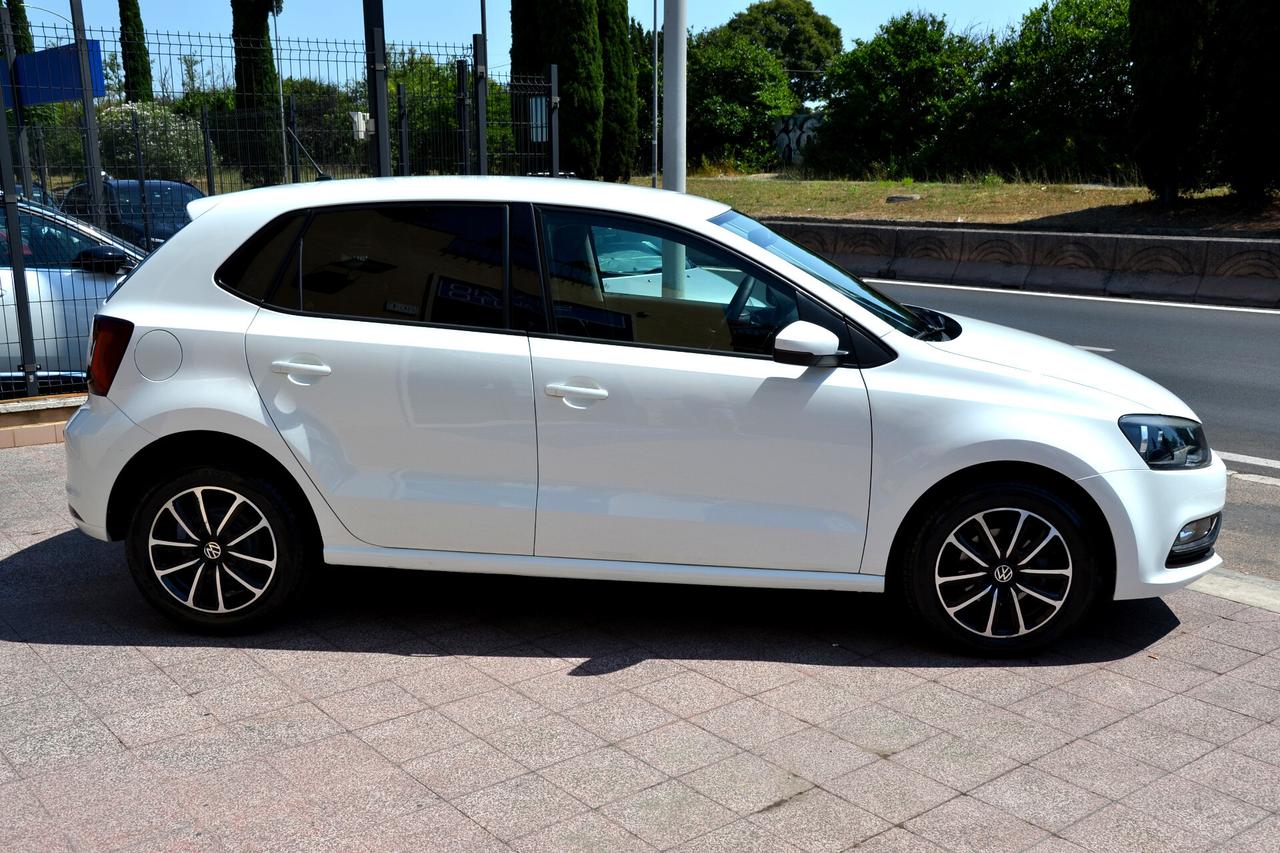 Volkswagen Polo 1.4 TDI 75CV **TAGLIANDI VW PAGATI**PREZZO VERO**