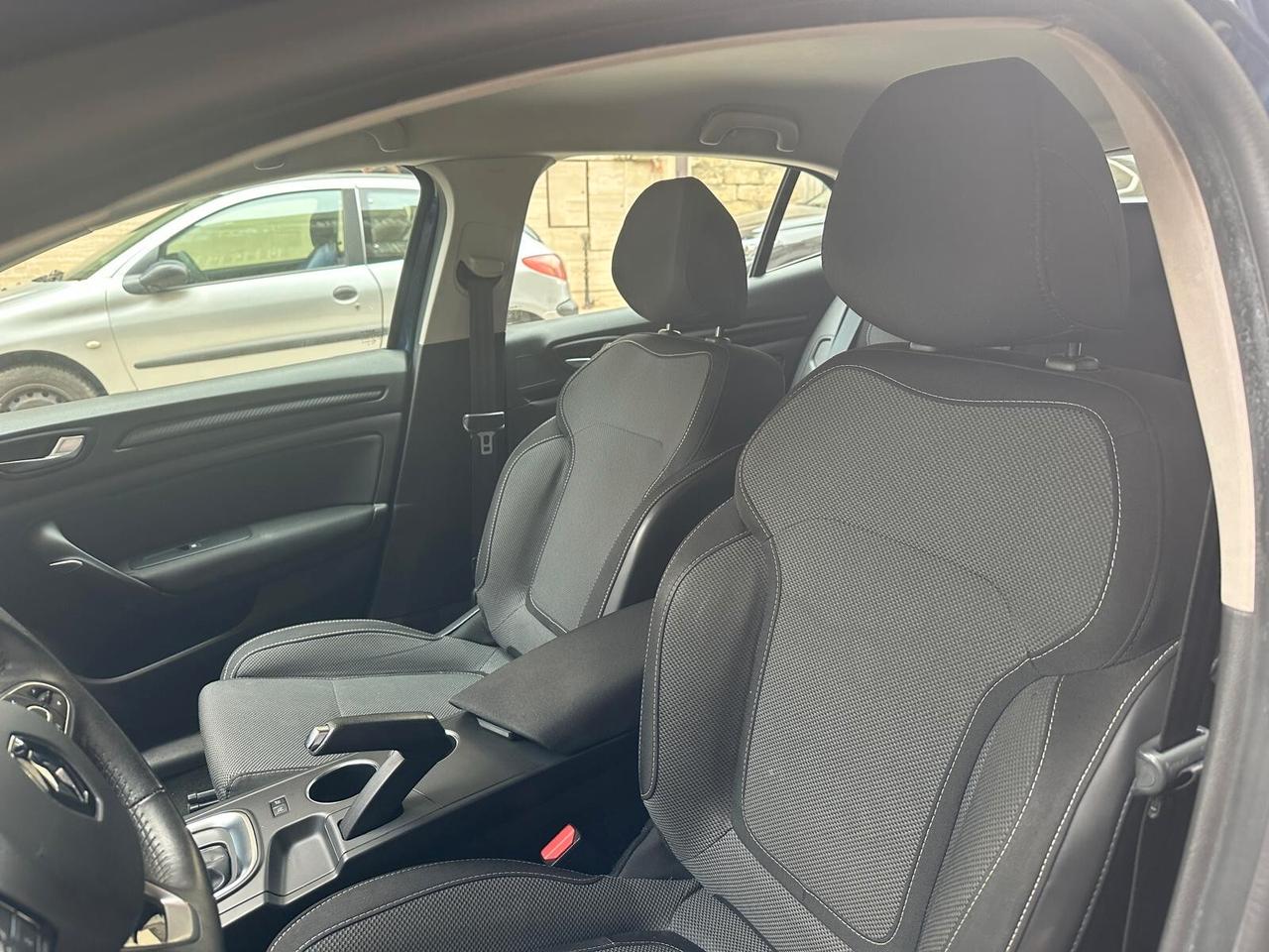 Renault Mégane 1.5 dCi 115CV EDC Business