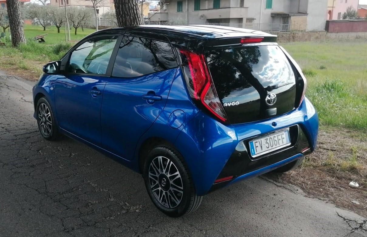 Toyota Aygo 1.0 VVT-i 72 CV 5 porte x-clusiv MMT - AutoNauticaRoma