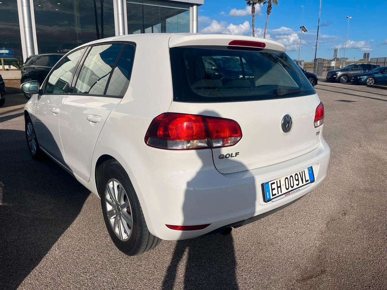 Volkswagen Golf 1.6 TDI DPF 5p. Highline