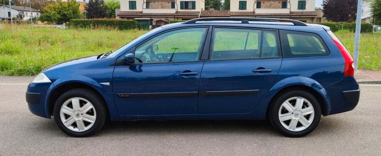 Renault Megane Mégane 1.6 16V 5 porte GPL Luxe Dynamique