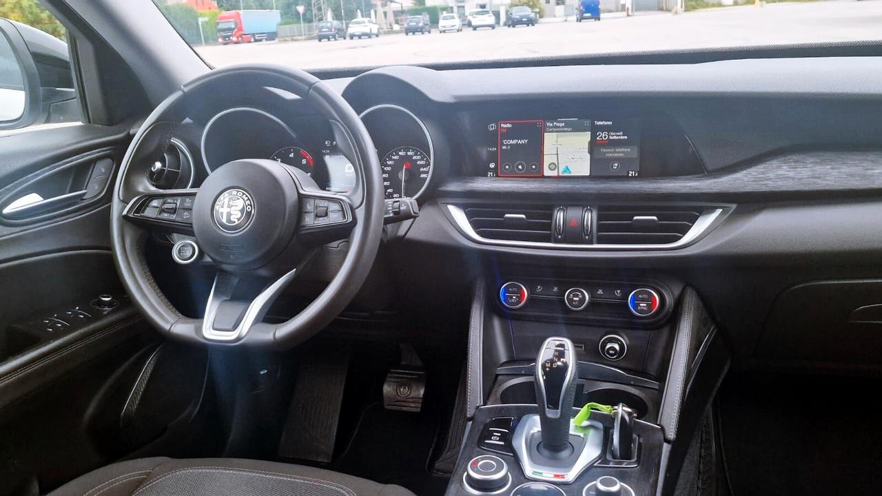 Alfa Romeo Stelvio 2.2 160 CV AT8 RWD