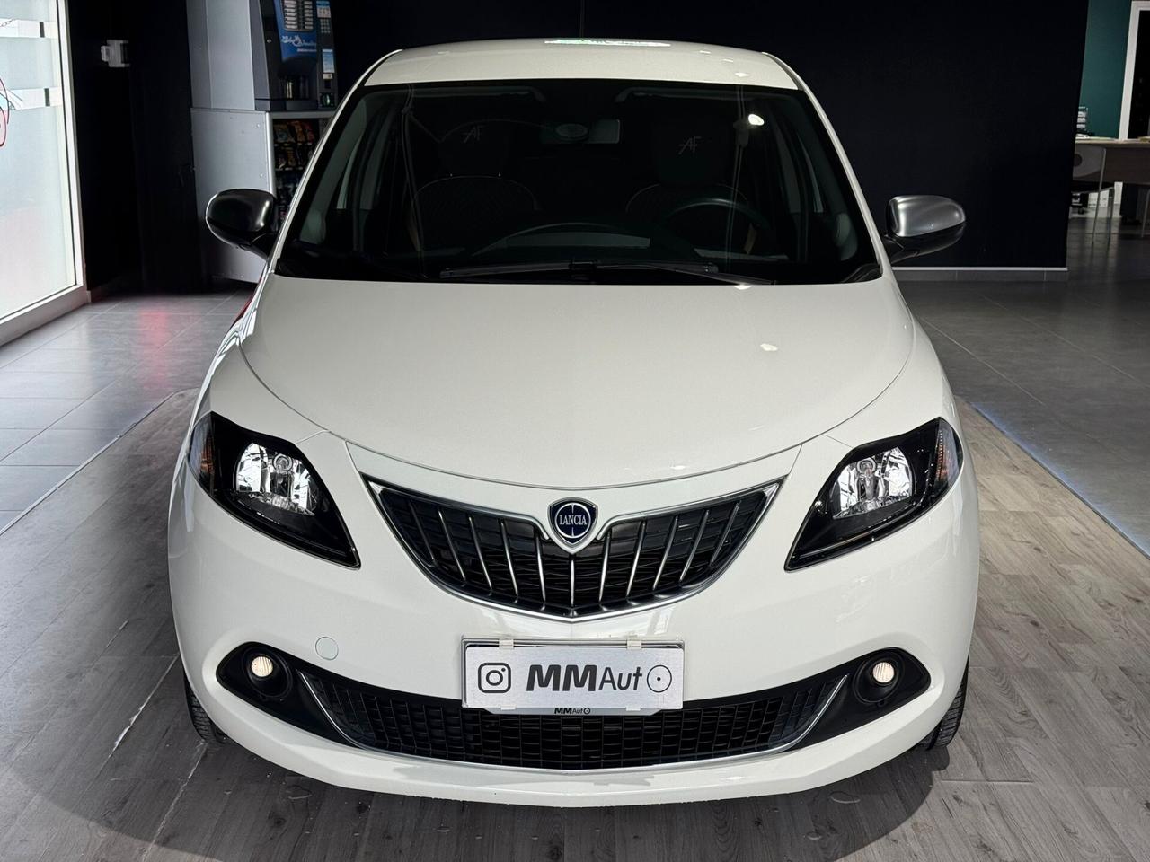 Lancia Ypsilon 1.2 69 CV 5 porte GPL Alberta Ferretti