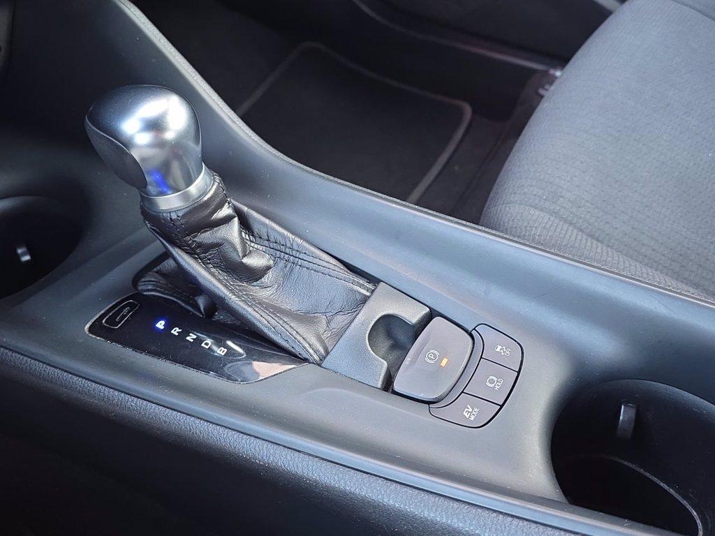 TOYOTA C-hr 1.8h business 2wd e-cvt del 2018