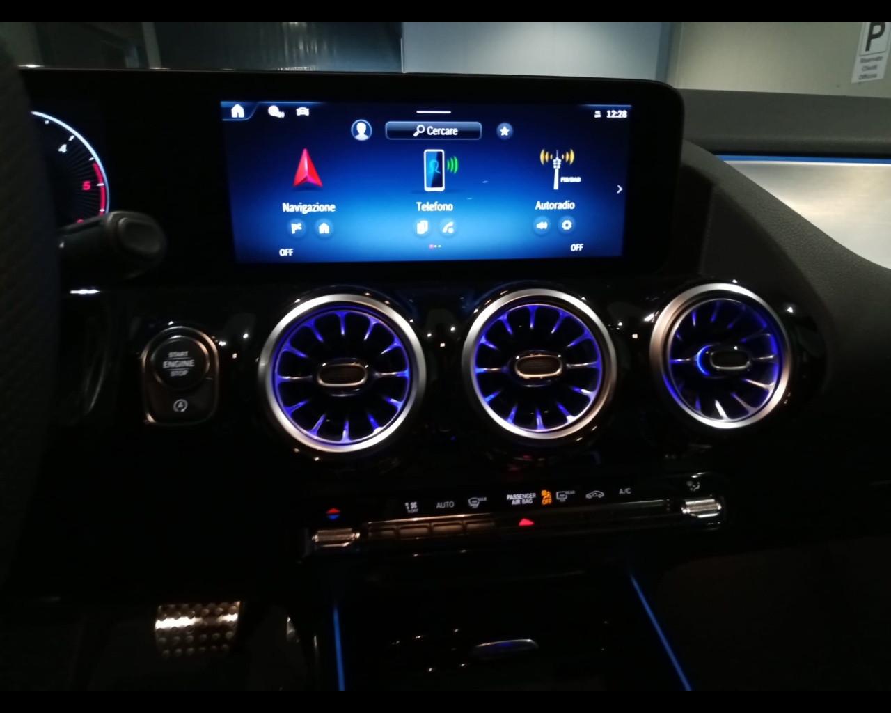 Mercedes-Benz GLA-H247 2023 - GLA 200 d AMG Line Advanced Plus auto