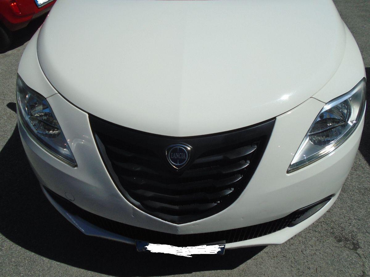 Ypsilon'15 1.2 8V S Momodes. 87000 km E6 OK NEOP