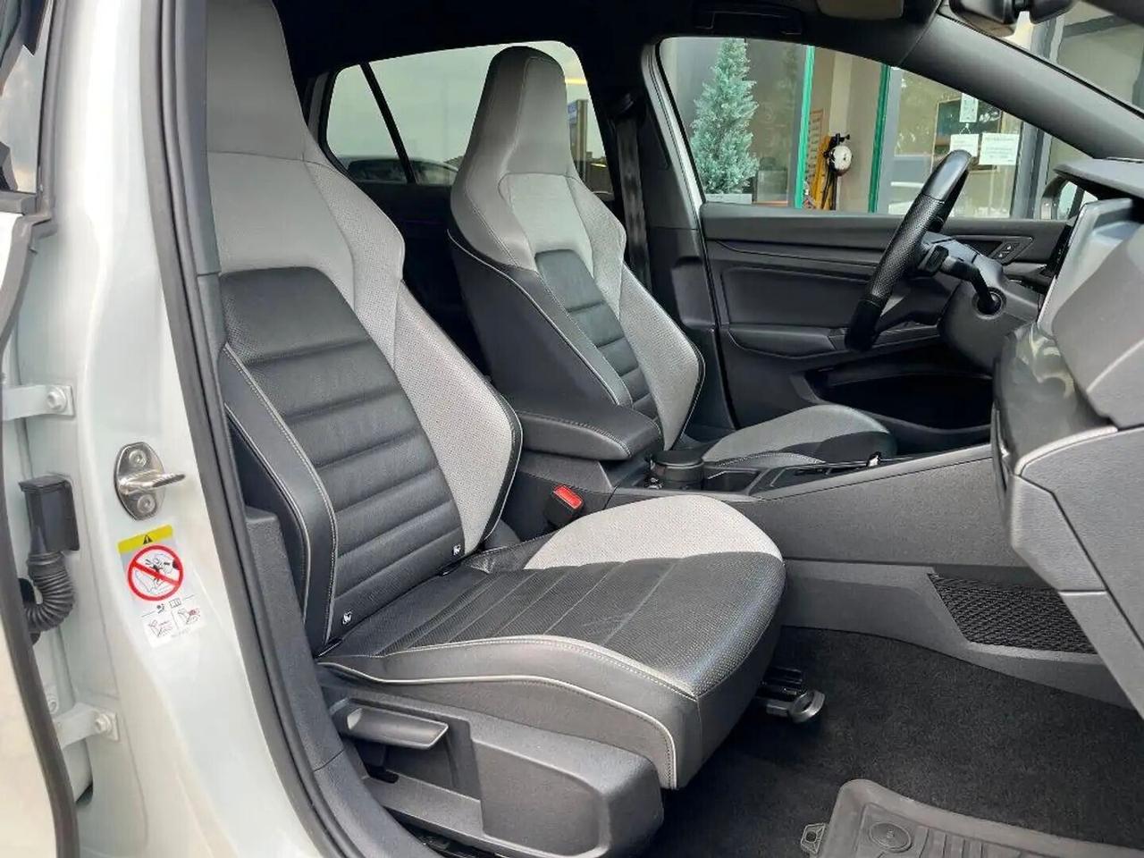 Volkswagen Golf 2.0 TDI DSG GTD