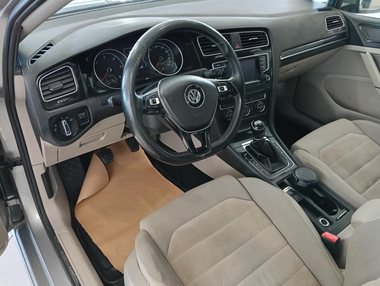 Volkswagen Golf Business 1.6 TDI 5p. Highline