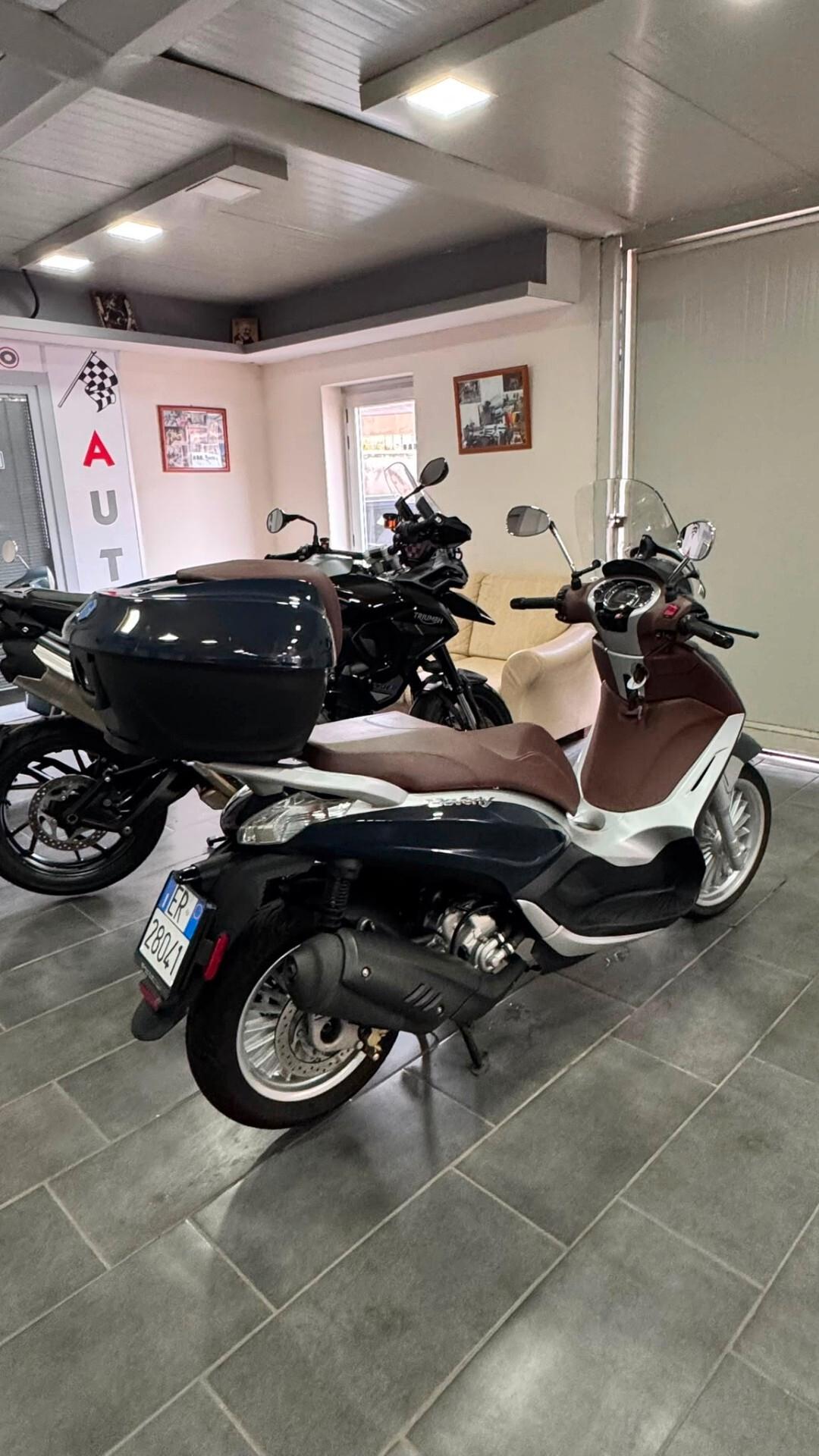 Honda SH 300 unico proprietario