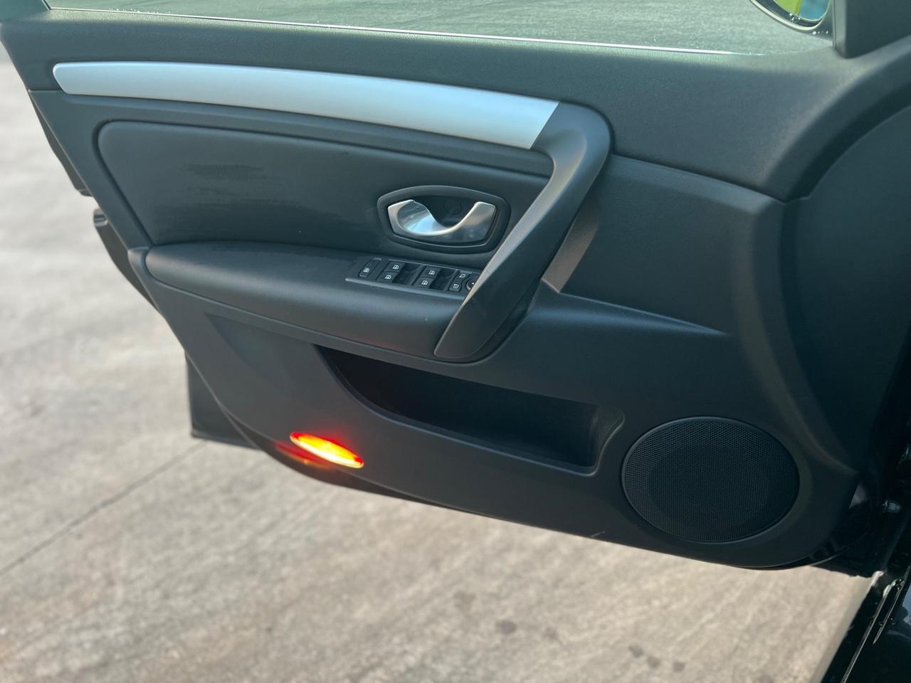 Renault Laguna 2.0 dCi 150CV Initiale