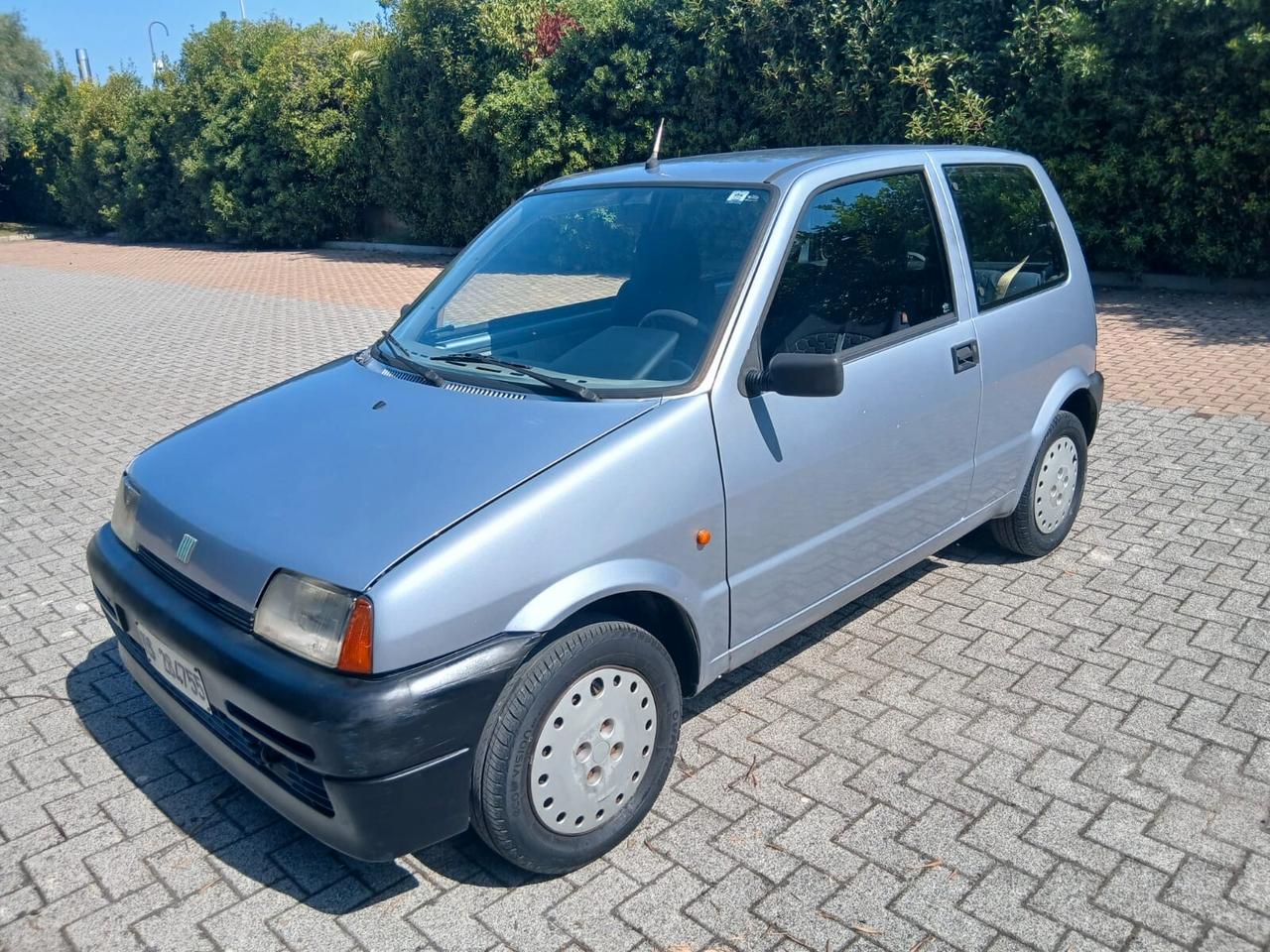 Fiat Cinquecento 900i cat