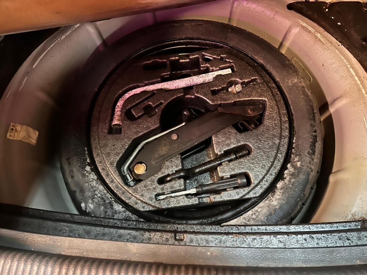 Volkswagen Golf Plus 1.6 16V FSI 5p. Comfortline