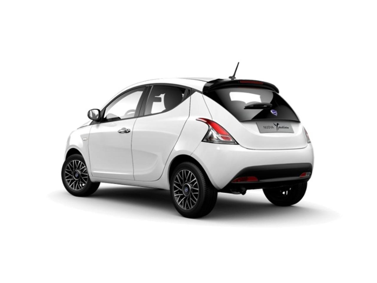 Lancia Ypsilon 1.0 FireFly MHEV Oro